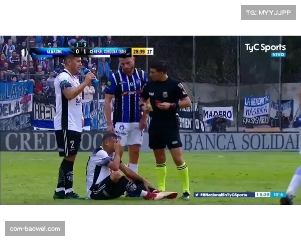 足球教育：西班牙足协推出青训视频，强调丢球后5秒内的反抢重要性